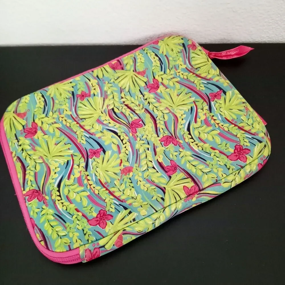 Lilly Pulitzer Padded Tech Case Soft Pink Butterflies Tropical Zipper Neoprene